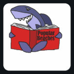 Funny Shark Reading Populäre Strände buchen Quadratischer Aufkleber<br><div class="desc">Alberner lustiger Hai lesen Popular Beaches Buch ist niedlich und lustig und perfekt für den Strand.</div>
