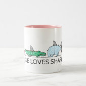 Funny Shark Week Zweifarbige Tasse (Mittel)