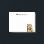 FUNNY SHOCKED RED TABBY CAT MIT NAMEN POST-IT KLEBEZETTEL<br><div class="desc">Niedlicher Beitrag mit einem lustigen Aquarellbild einer Katze mit einem überraschenden Ausdruck und ihren Pfoten,  die ihr Gesicht und ihre Linie für Ihren Namen oder Lieblingssatz abdecken! Personalisierte Post-it® Noten für Katzenliebhaber. Ideal für Schule,  Zuhause und Büro. Eine lustige Geschenkidee für eine verrückte Katzenfrau.</div>