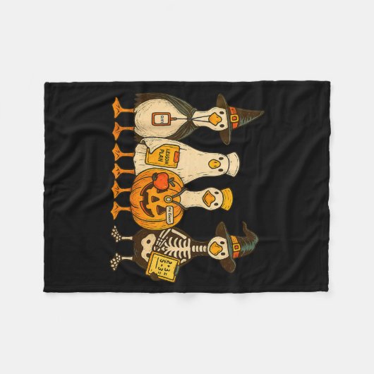 Funny Silly Goose Teacher Halloween Trick Or Teach Fleecedecke (Vorderseite (Horizontal))