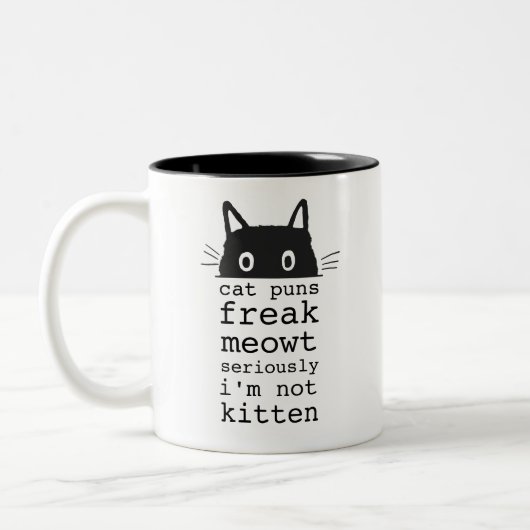 Funny Simple Cat Puns Freak Meowt Zweifarbige Tasse (Links)