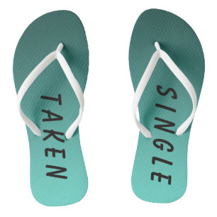 Funny Single Taken Sign Aquamarin Badesandalen