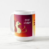 Funny Sitting Rooster Just Chillin' Kaffeetasse (Vorderseite Links)