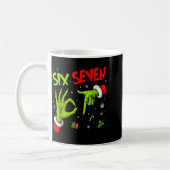 Funny Six Seven 67 Meme 6 7 Christmas Elf Hand Boy Kaffeetasse (Links)