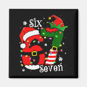 Funny Six Seven 67 Meme 6 7 Elf Santa Christmas Pa Magnet (Vorne)