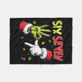 Funny Six Seven 67 Meme Monster Santa Christmas Pa Fleecedecke (Vorderseite (Horizontal))