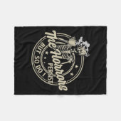 Funny Skeleton Coffee The Horrors Persist But So D Fleecedecke (Vorderseite (Horizontal))