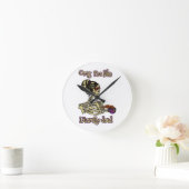 Funny Skeleton Drinking Ich bin buchstäblich tot K Runde Wanduhr (Zuhause)