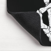 Funny Skeleton Hands Peace Sign Liebe Halloween Co Mousepad (Ecke)