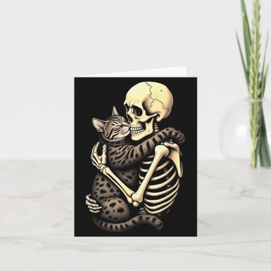 Funny Skeleton Hugging Cat Halloween Cat Lover Mom Karte (Vorderseite)