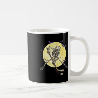 Funny Skeleton Playing Hockey Funny Halloween Men  Kaffeetasse