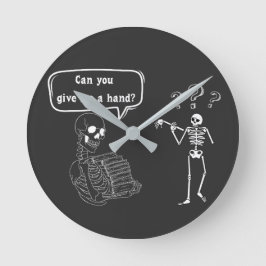 Funny Skeleton Puff kannst du mir helfen Runde Wanduhr