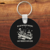 Funny Skeleton Read Banned Books Gain Forbidden Kn Schlüsselanhänger (Vorderseite)