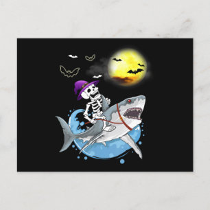 Funny Skeleton Riding Hai Halloween Boys Girls Einladungspostkarte