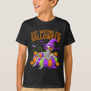 Funny Skeletts Float gerade Gewartet zu Halloween T-Shirt