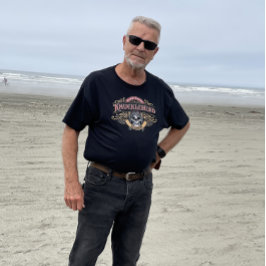 Funny Skull Abschluss Knucklehead Academy T-Shirt