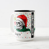Funny Skull in Weihnachtsmannmütze Ho Ho Weihnacht Zweifarbige Tasse (Vorderseite Links)