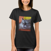 Funny Sleeping Rescue Cat T-Shirt (Vorderseite)