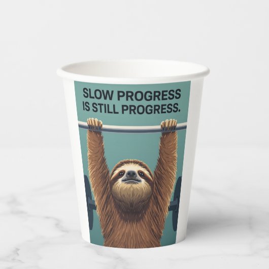 Funny Sloth Gym Motivation Poster - Slow Progress Pappbecher (Vorderseite)