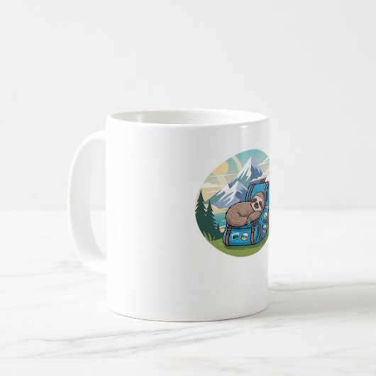 Funny Sloth Hiking Oversized T-Shirt Kaffeetasse (Vorderseite Links)