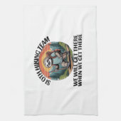 Funny Sloth Hiking Team we'll get there when we ge Geschirrtuch (Vertikal)