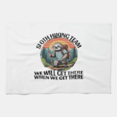 Funny Sloth Hiking Team we'll get there when we ge Geschirrtuch (Horizontal)