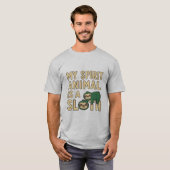 Funny Sloth Spirit Animal T-ShiMen's Basic T-Shirt (Vorne ganz)