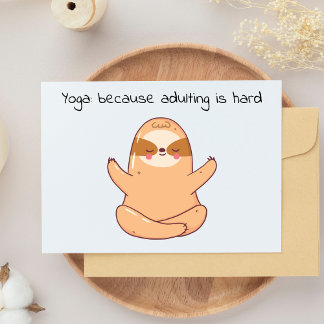 Funny Sloth Yoga Postkarte
