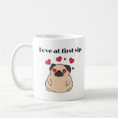 Funny Smitten Mops Hunde Liebe auf der ersten Seit Kaffeetasse (Links)