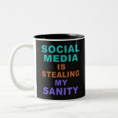 Funny "Social Media" benutzerdefinierte Monogramm- Zweifarbige Tasse (Links)