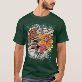 Funny Sorta Sweet Sorta Spooky Blume Pumpkin Hall T-Shirt