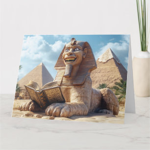 Funny Sphinx Statue Lesen antikes Buch in Ägypten Karte