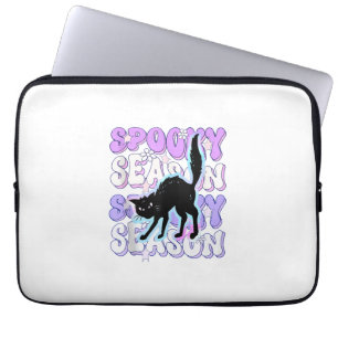 Funny Sprichwort Spooky Jahreszeit Halloween Cat L Laptopschutzhülle
