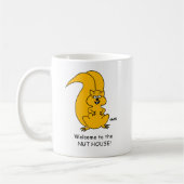 Funny Squirrel Nut House Cartoon Kaffeetasse (Links)