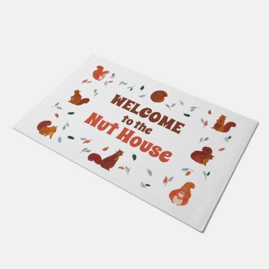 Funny Squirrels Fußmatte (Schrägansicht)