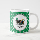 Funny St. Patrick's Day Dackel (schwarz & tan) Jumbo-Tasse (Rechts)