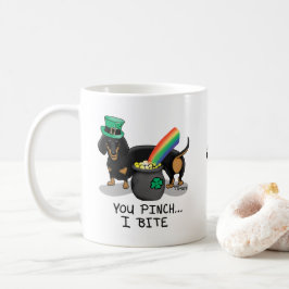 Funny St. Patrick's Day Dackel (schwarz & tan) Kaffeetasse