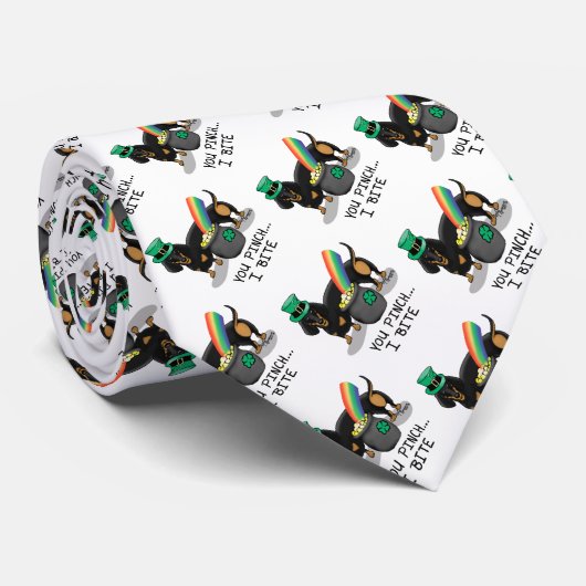 Funny St. Patrick's Day Dackel (schwarz & tan) Krawatte (Gerollt)