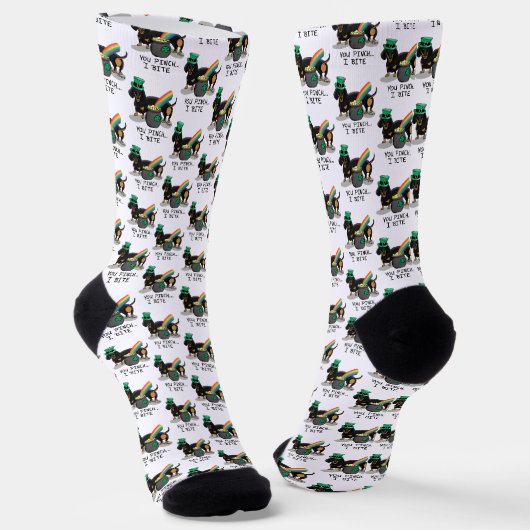 Funny St. Patrick's Day Dackel (schwarz & tan) Socken (Gewinkelt)