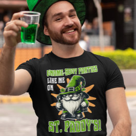 Funny St. Patrick's Day Design mit Gnome T-Shirt