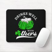 Funny St Patricks Day Drinking Shirt Drinks gut W Mousepad (Mit Mouse)