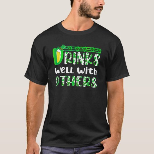 Funny St Patricks Day Drinks gut mit Ot T-Shirt (Vorderseite)