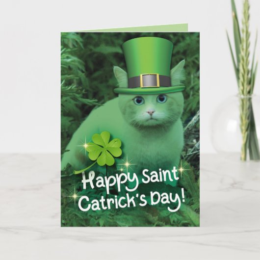 Funny St. Patrick's Day Green Cat mit Hut Karte (Vorderseite)