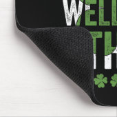 Funny St Patricks Day trinkt gut mit anderen Biere Mousepad (Ecke)