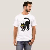Funny Startled Black Cat Cartoon Illustration T-Shirt (Vorne ganz)