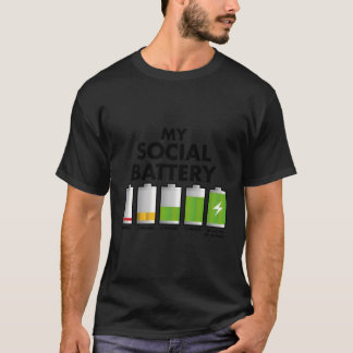 Funny stellt mir meine soziale Batterie vor T-Shirt