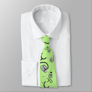Funny stethoscopes for doctors on light green krawatte