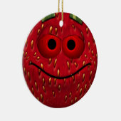 Funny Strawberry Emoticon Keramikornament (Rechts)