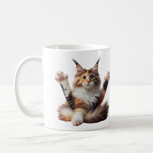 Funny Stretching Maine Coon Kitten Kaffeetasse (Links)