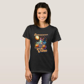 Funny Summerween Vibes Summer Skeleton Beach Chill T-Shirt (Vorne ganz)